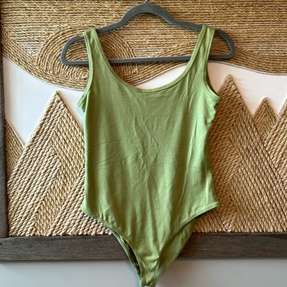 Soft Green Bodysuit - Picture 1 of 2